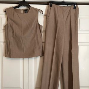 Banana Republic tan wool blend top